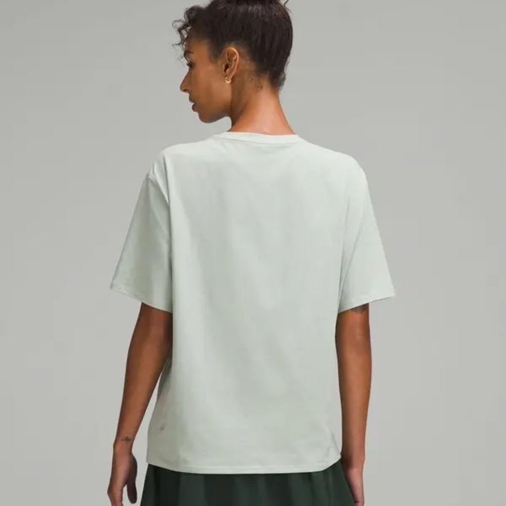 LULULEMON 
Twist-Front Oversized T-Shirt - Jade Grey - Picture 3 of 10